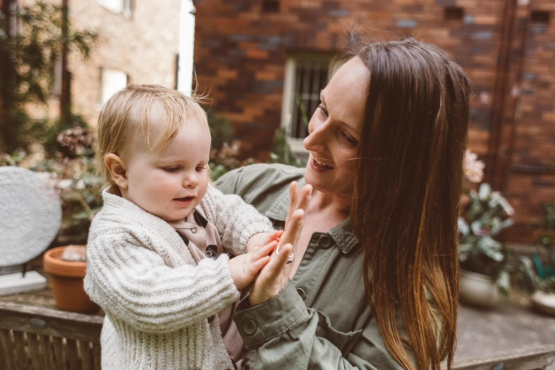 Family portrait by Sydney photographer Juliana Oh
