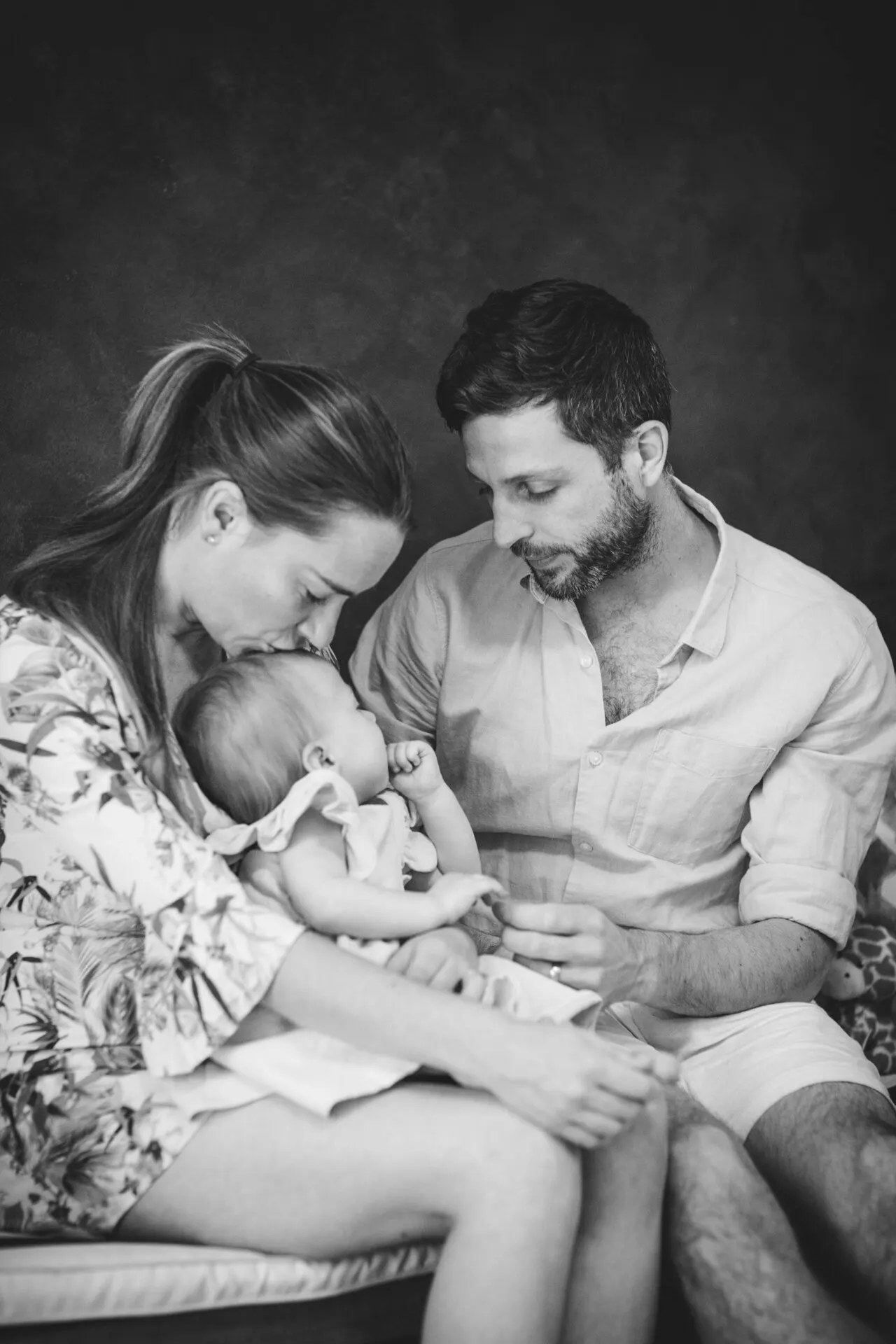 Family portrait — the Roff family by Sydney photographer Juliana Oh
