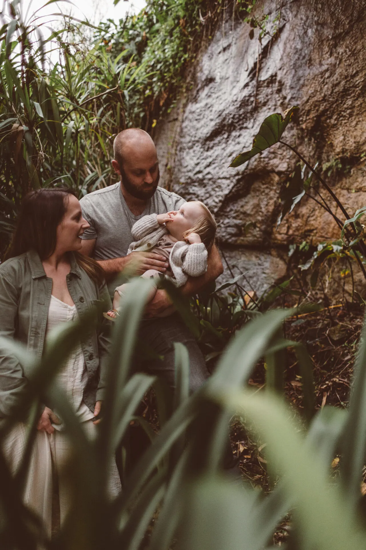 Family portrait by Sydney photographer Juliana Oh