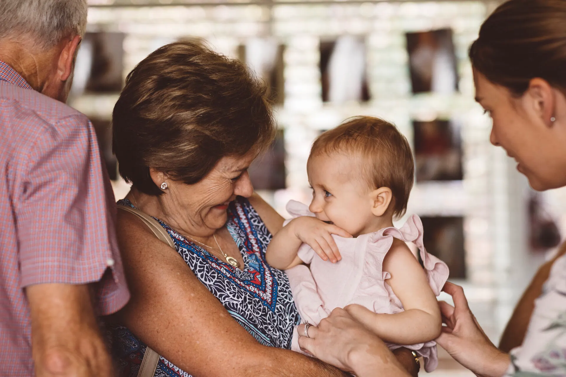 Family portrait — the Roff family by Sydney photographer Juliana Oh