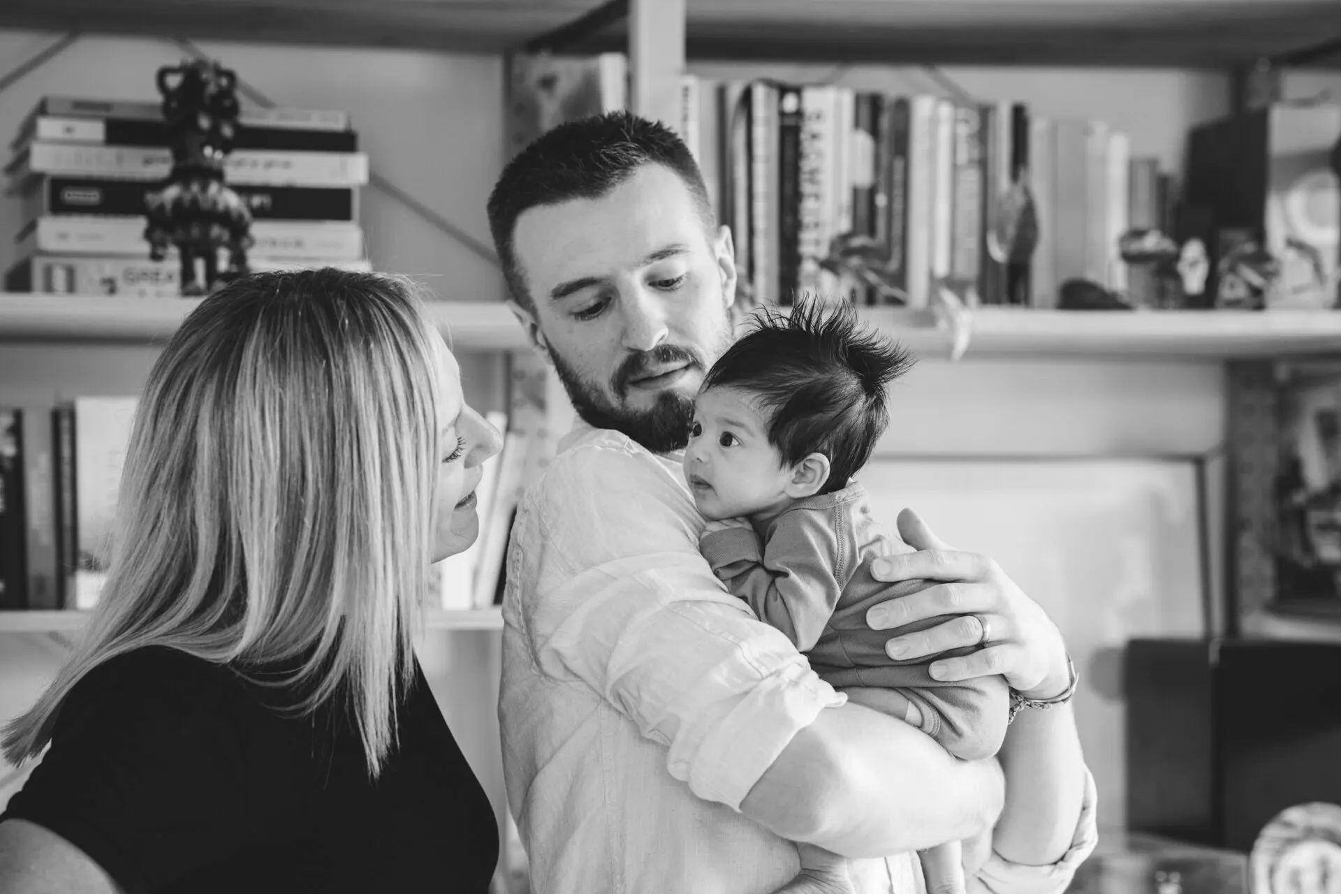 Family portrait — the Stokes family by Sydney photographer Juliana Oh